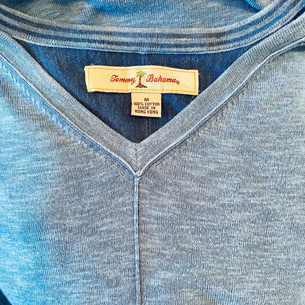 Tommy Bahama V-Neck Blue Cotton Sweater shirt